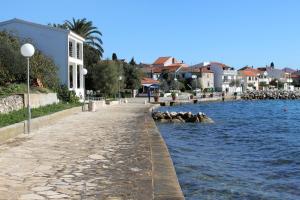 Holiday house with a swimming pool Zadar - Diklo, Zadar - 11700