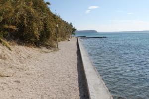 Apartments by the sea Rtina - Miletici, Zadar - 3752