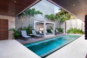 4BR Villa Jumat - Minggu Villas Seminyak