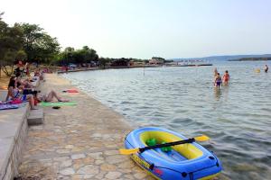 Apartments by the sea Kraj, Pasman - 14198