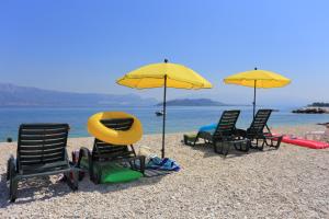 Apartments by the sea Slatine, Ciovo - 14541