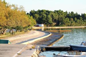 Apartments by the sea Zadar - Diklo, Zadar - 16419