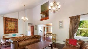 Ellengowan In Leura on 2 acres