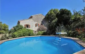 2 Bedroom Beautiful Home In St Didier - Saint-Didier