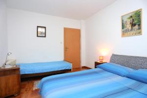 Apartments with parking space Slatine, Ciovo - 2566
