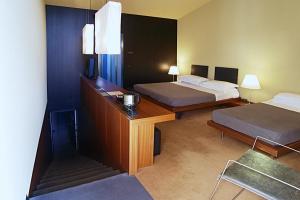 Superior Triple Room - Annex room in Hotel Clocchiatti Next