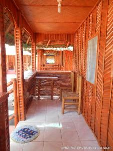 Pareja Tourist Inn