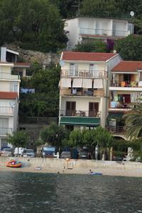 Apartment Podgora 6670b 
