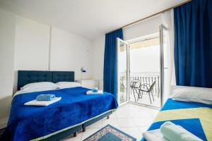 Studio with Balcony and Sea View room in Studio Selce 5206d