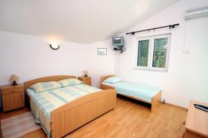 Studio with Terrace and Sea View room in Studio Balica Rat 4868a