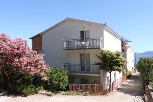 Studio Podaca 6745b 
