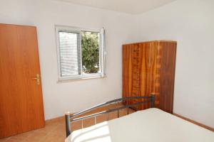 Seaside secluded apartments Cove Torac, Hvar - 4875