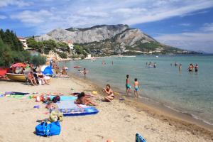 Apartments by the sea Duce, Omis - 10304