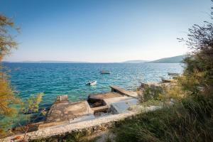 Apartments by the sea Seget Vranjica, Trogir - 10328