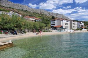 Apartments by the sea Suhi Potok, Omis - 11401