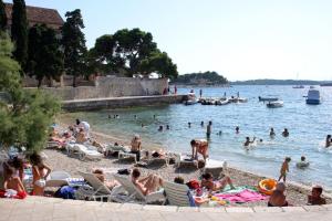 Apartments with a parking space Hvar - 12353