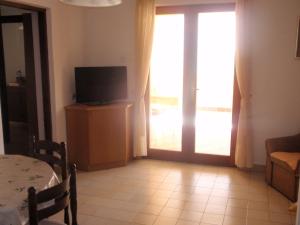 Apartments by the sea Businci, Ciovo - 12565