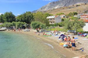 Apartments by the sea Duce, Omis - 2821