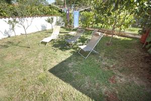 Apartments with a parking space Umag 2548