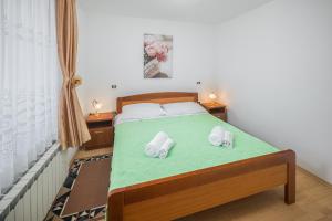 Apartments by the sea Zambratija, Umag - 2557