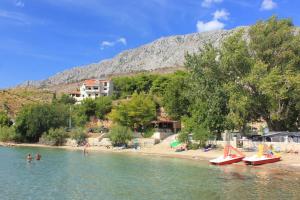 Apartments with a parking space Duce Omis  2778