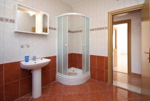 Apartments with WiFi Seget Vranjica, Trogir - 4870