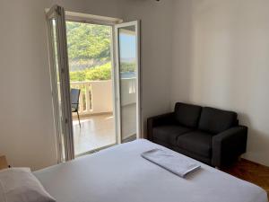 Apartments with parking space Sobra, Mljet - 4926