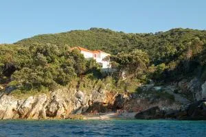 Apartments by the sea Kozarica, Mljet - 4950 - Blato