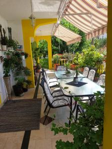 Apartments with parking space Banjol, Rab - 5041 