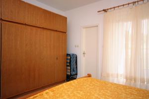 Apartments by the sea Kampor, Rab - 4986