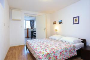 Apartments by the sea Cove Ostricka luka, Rogoznica - 4877