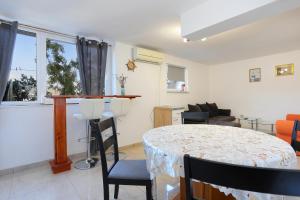 Apartments by the sea Cove Ostricka luka, Rogoznica - 4877