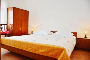 Apartments with a parking space Poljica Trogir 4893