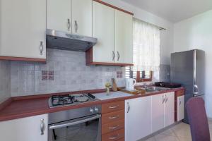 Apartments and rooms with parking space Jelsa, Hvar - 4028