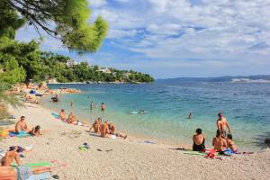 Apartments by the sea Nemira, Omis - 4834