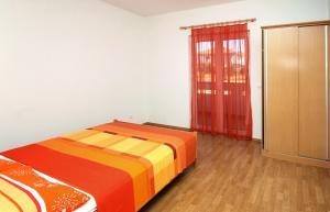 Apartments with WiFi Seget Vranjica, Trogir - 4870