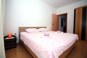 Apartments by the sea Tisno Murter 5136