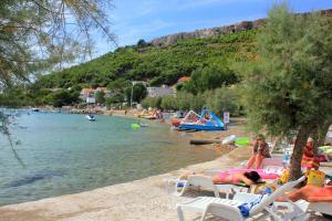 Apartments by the sea Duce, Omis - 5275