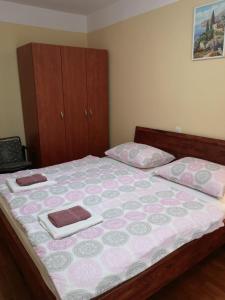 Apartments with parking space Kampor, Rab - 5032