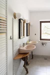 Apartments by the sea Zrnovska Banja, Korcula - 5203