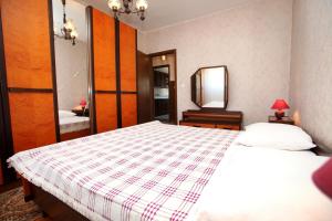 Apartments by the sea Vinisce, Trogir - 4892