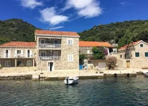 Apartments by the sea Okuklje, Mljet - 4933 - Prožura