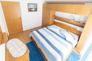 Apartments and rooms by the sea Palit, Rab - 5010