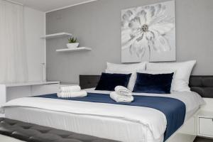 Apartments with parking space Banjol, Rab - 5041