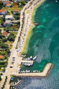 Apartments by the sea Vrsi - Mulo, Zadar - 5790