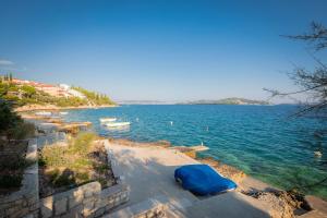 Apartments by the sea Seget Vranjica, Trogir - 6094