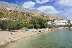 Apartments by the sea Duce, Omis - 8378