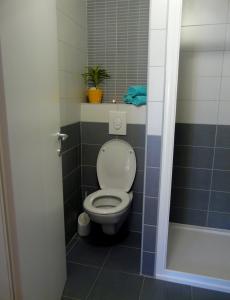 Apartments by the sea Drvenik Donja vala, Makarska - 6756