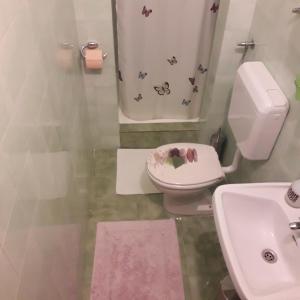 Apartments with parking space Makarska - 6784