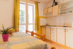 Apartments with parking space Podgora, Makarska - 6646
